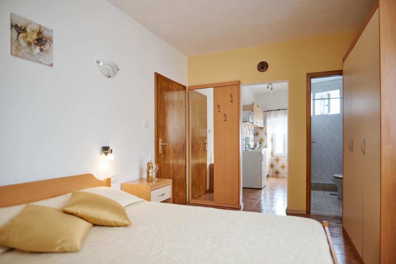 Guesthouse Villa Galovic Brseč المظهر الخارجي الصورة