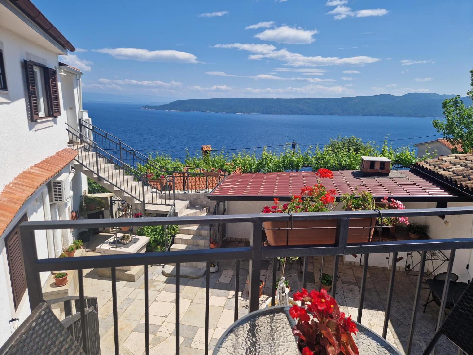 Guesthouse Villa Galovic Brseč المظهر الخارجي الصورة