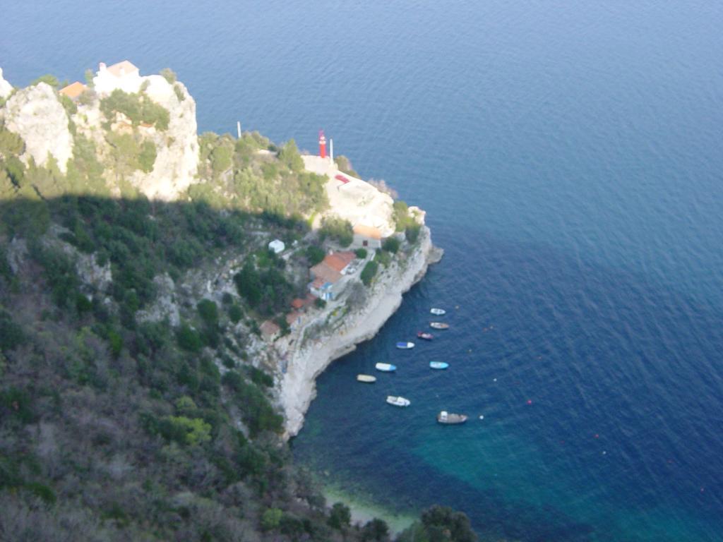Guesthouse Villa Galovic Brseč المظهر الخارجي الصورة