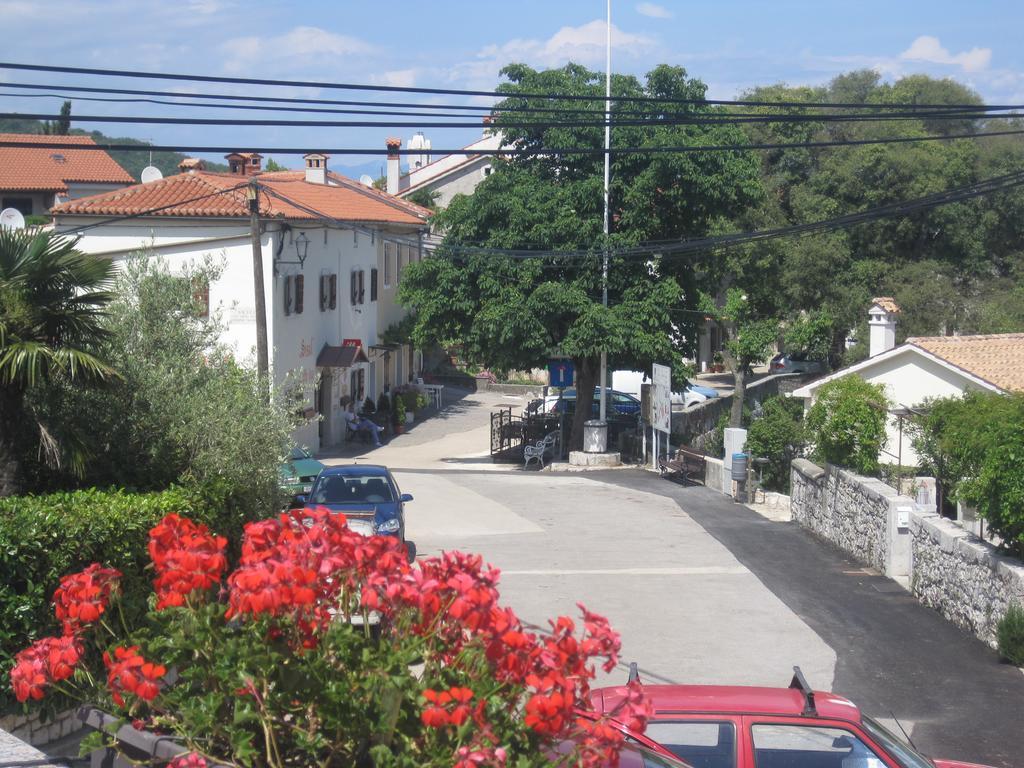 Guesthouse Villa Galovic Brseč المظهر الخارجي الصورة
